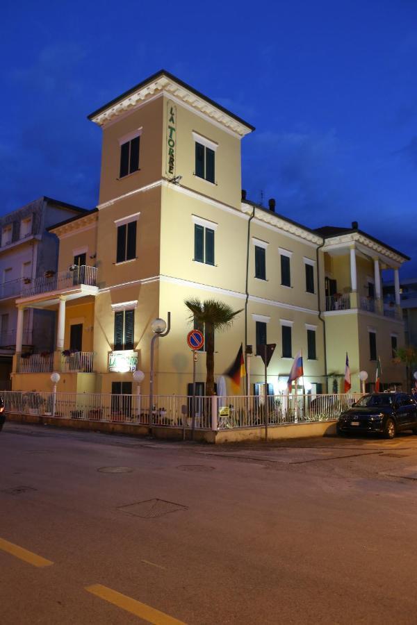 Hotel La Torre Rimini Exterior photo